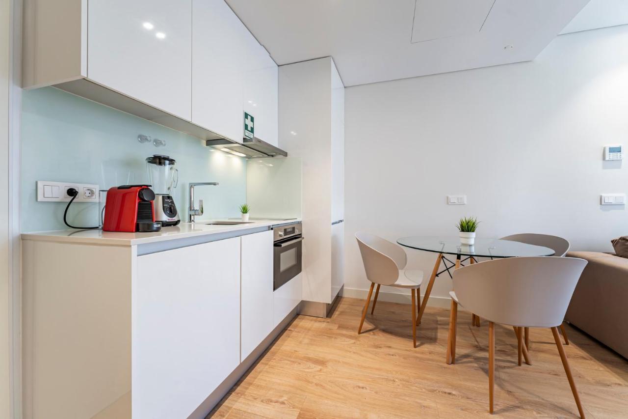 Appartamento Antas Park Flat With Pool OOporto Esterno foto