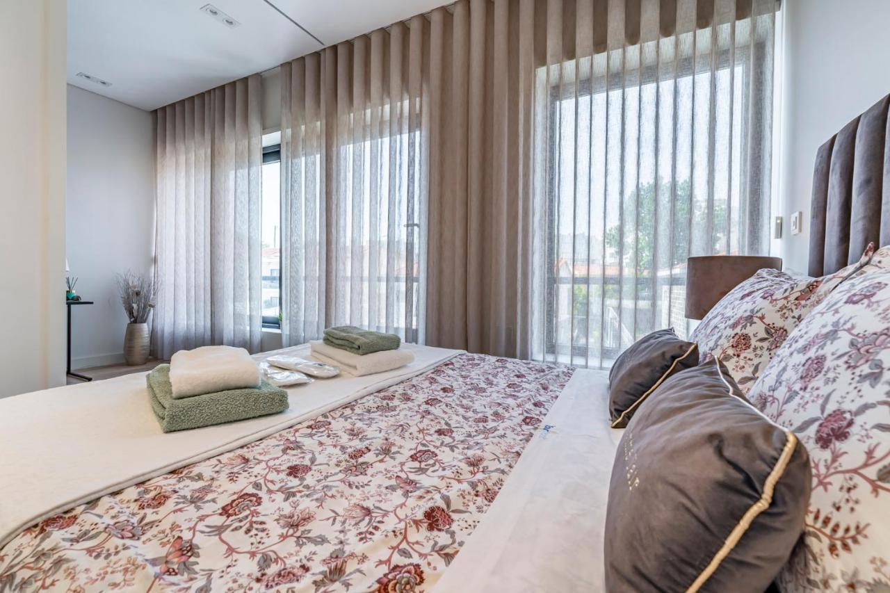 Appartamento Antas Park Flat With Pool OOporto Esterno foto