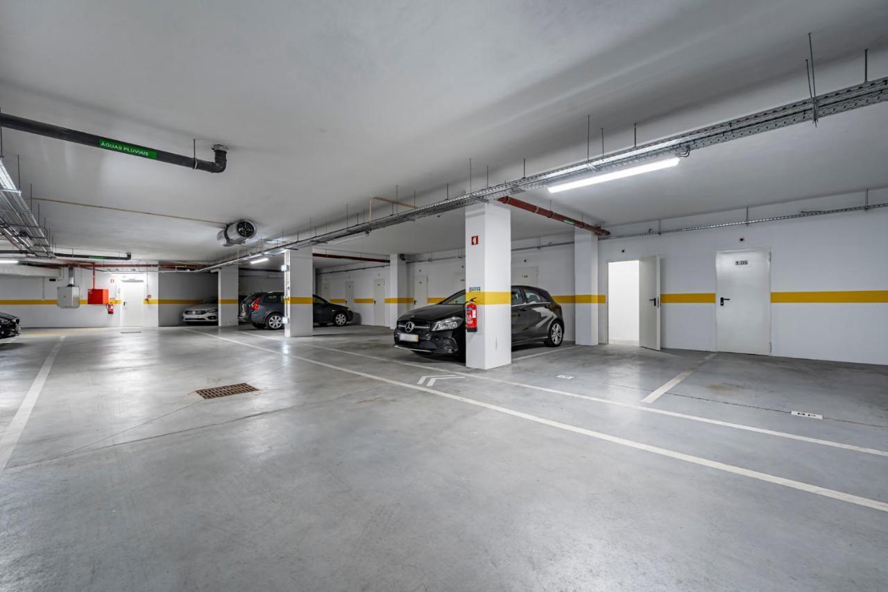 Appartamento Antas Park Flat With Pool OOporto Esterno foto