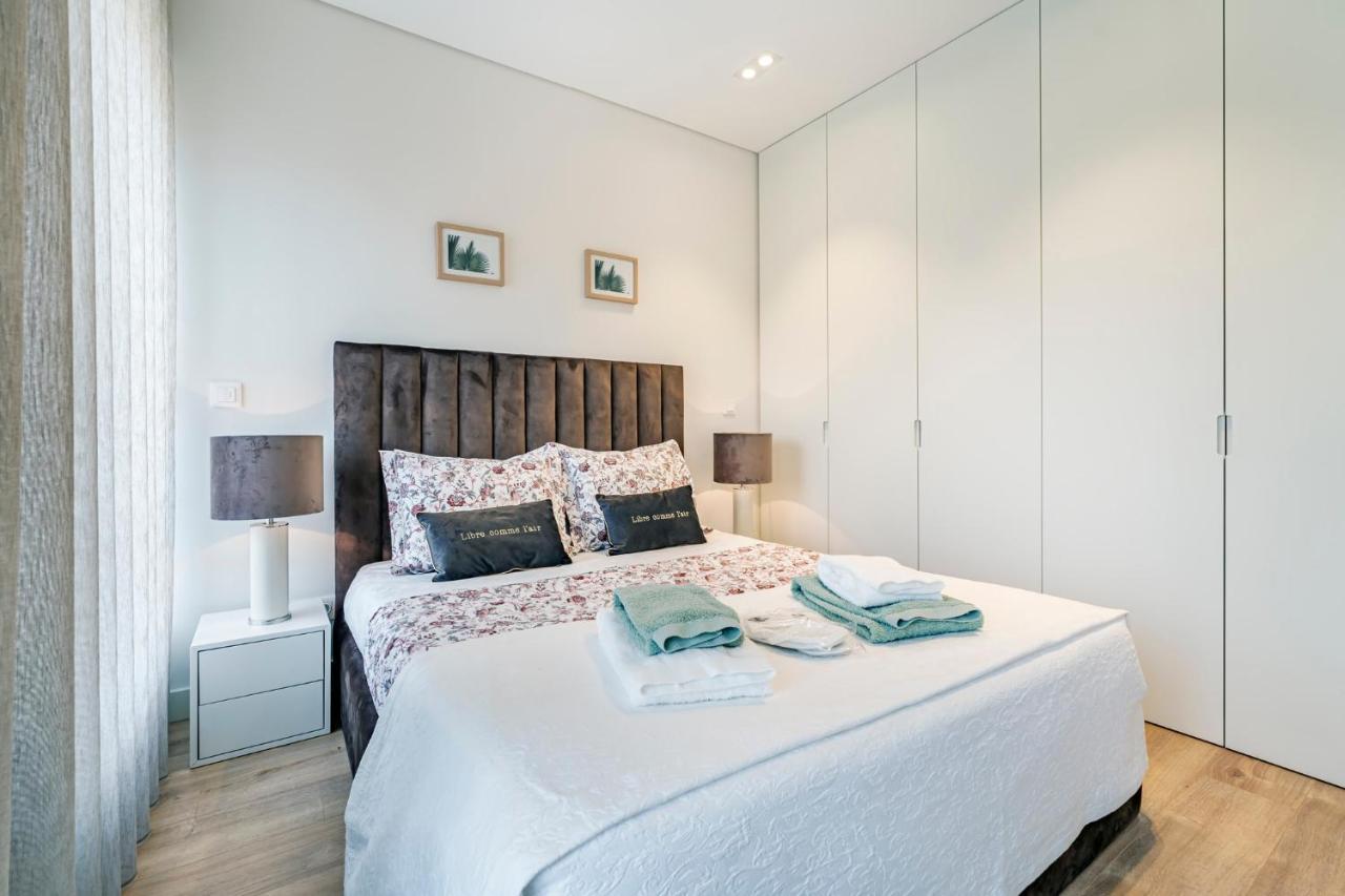 Appartamento Antas Park Flat With Pool OOporto Esterno foto