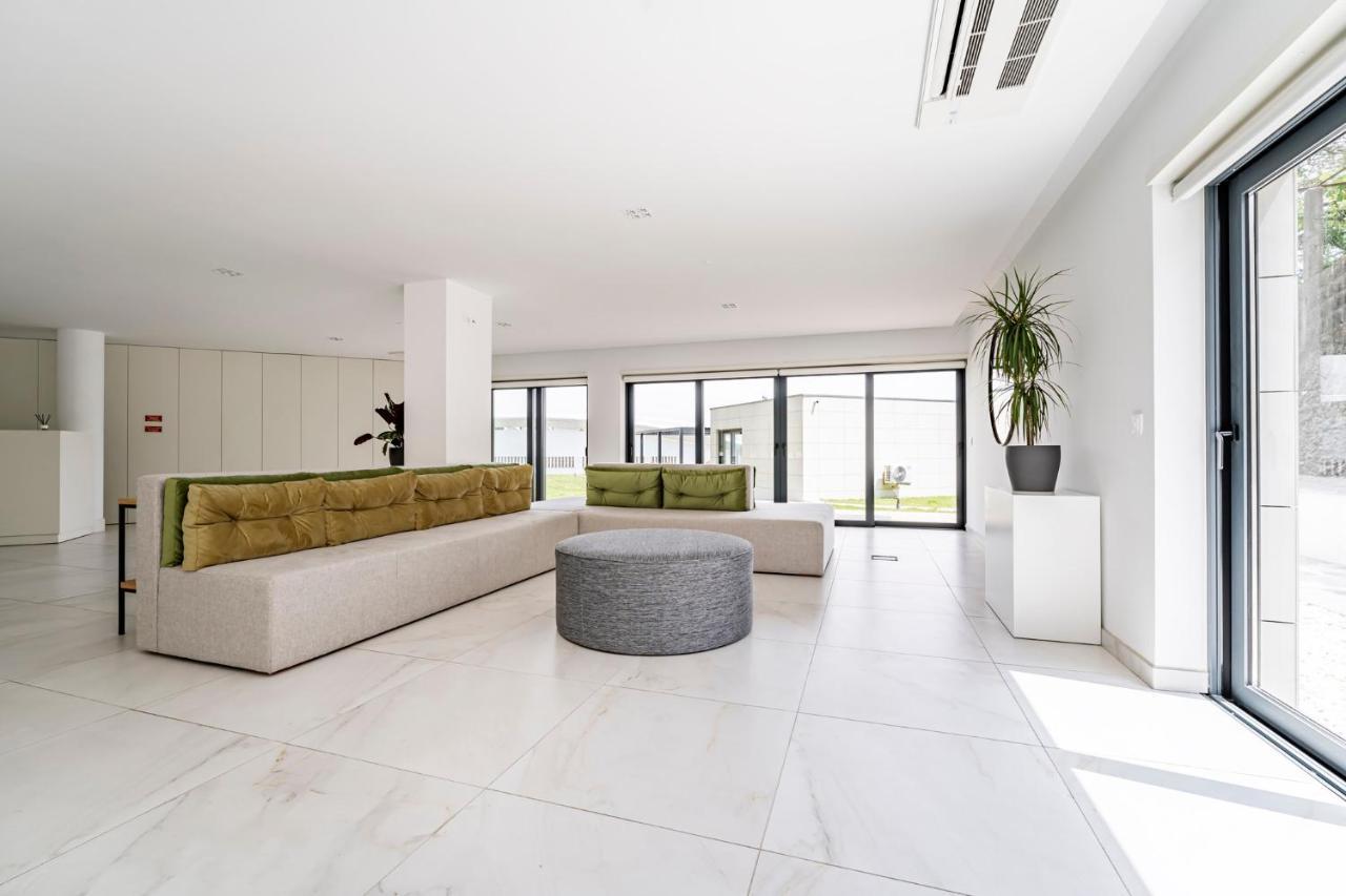 Appartamento Antas Park Flat With Pool OOporto Esterno foto