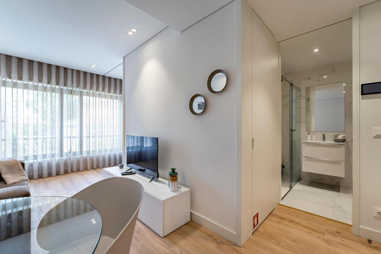 Appartamento Antas Park Flat With Pool OOporto Esterno foto