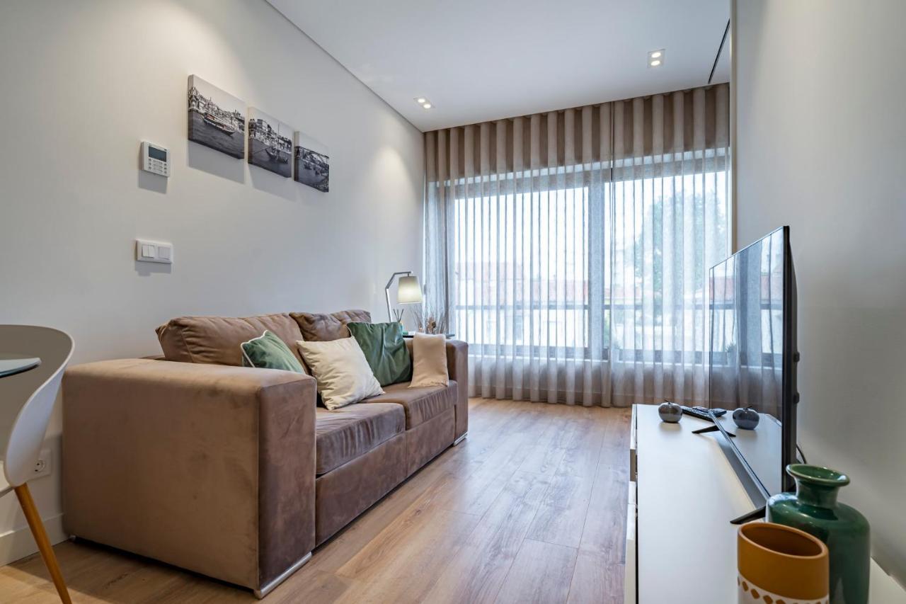 Appartamento Antas Park Flat With Pool OOporto Esterno foto